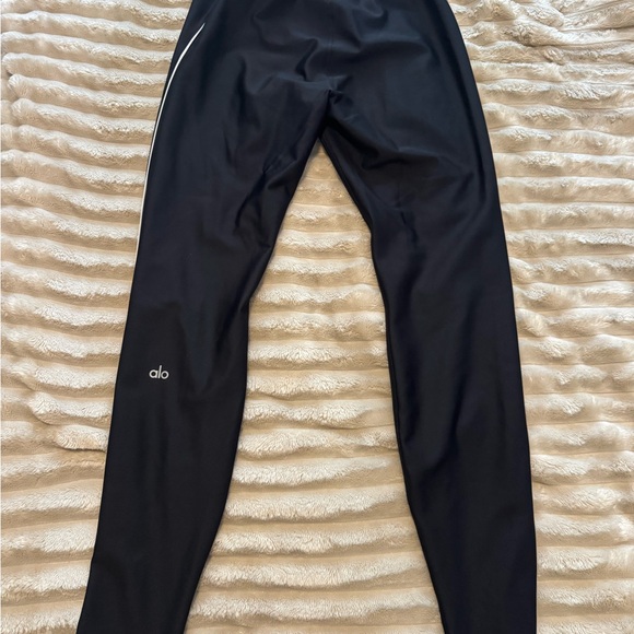 ALO Yoga Bundle - Picture 4 of 16